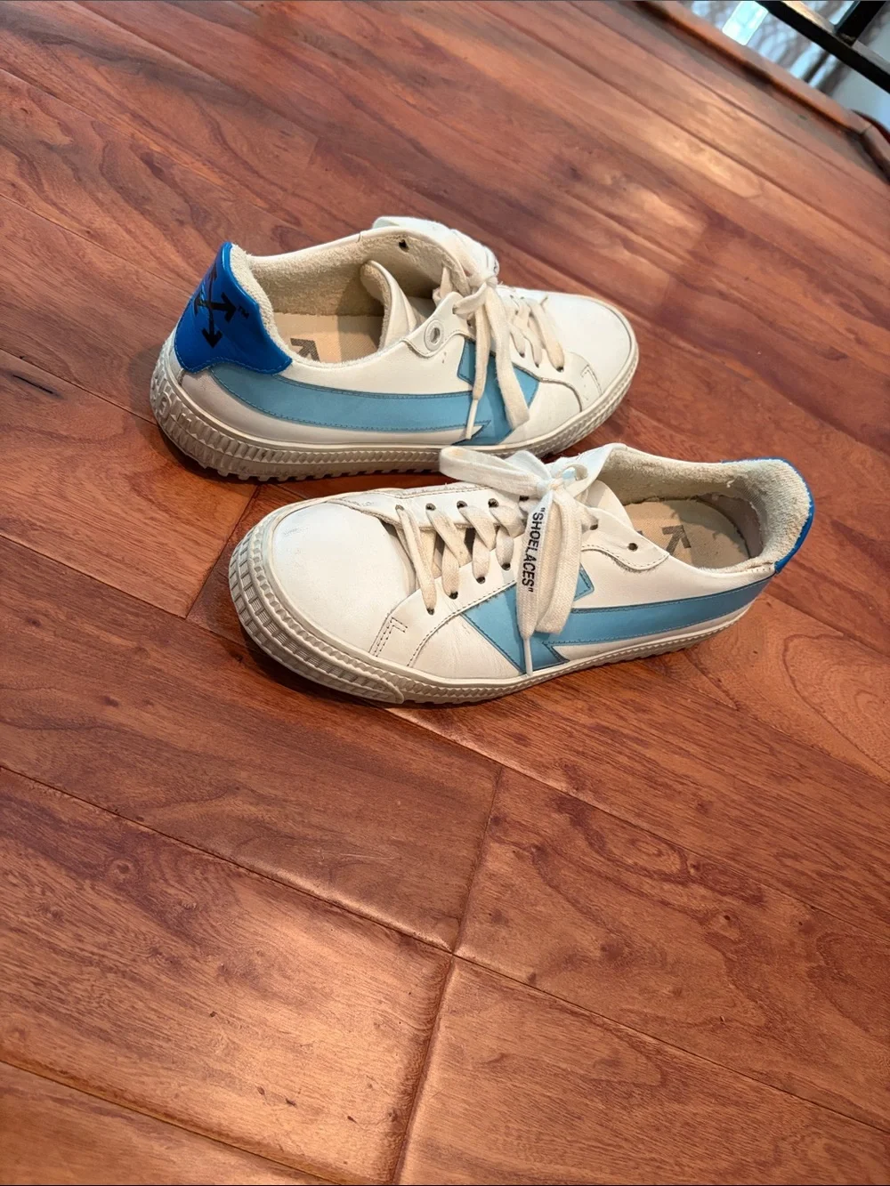 Off-White off white
